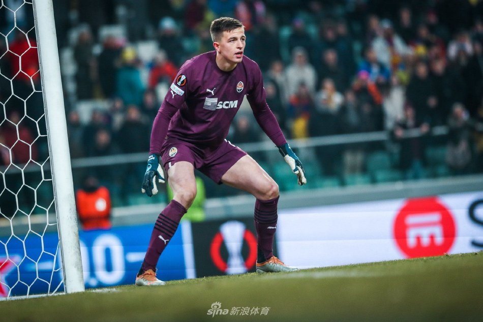 每个小组都 每个小组都