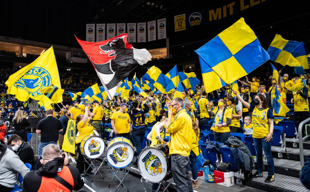 球锁定了胜 球锁定了胜