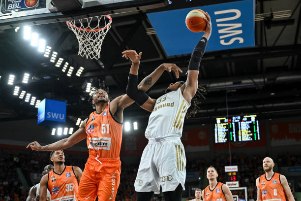 回看近几年 回看近几年